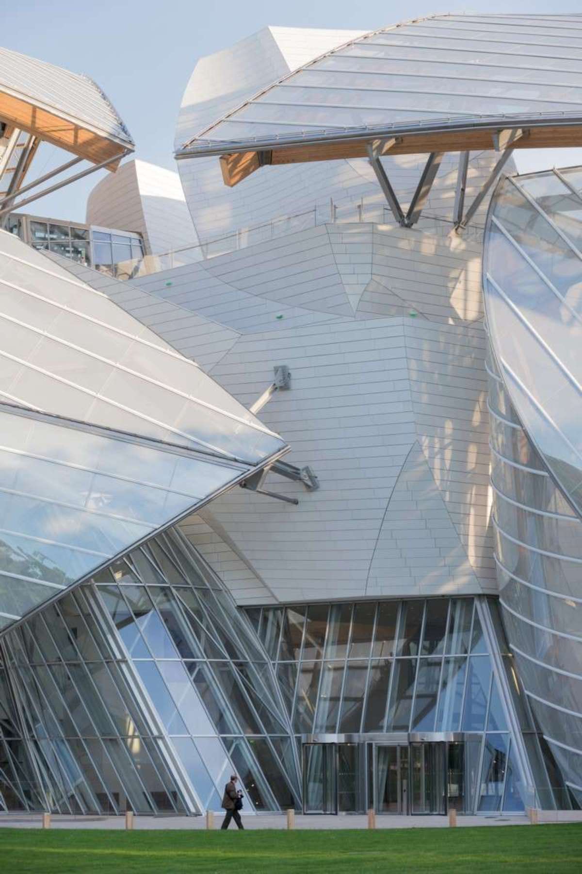 Frank Gehry: Fondation Louis Vuitton Paris | Floornature