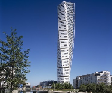 CTBUH 10 Year Award Winner 2015 Santiago Calatrava Turning Torso Malmo Svezia
