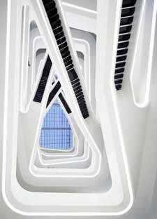 Zaha Hadid Architects Dominion Office Building Moscú
