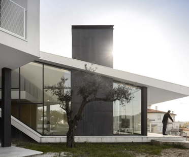 Contaminar Arquitectos: edificio residencial Vidigal House Portugal
