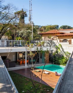 FGMF Architects Casa con patio en São Paulo Marquise House
