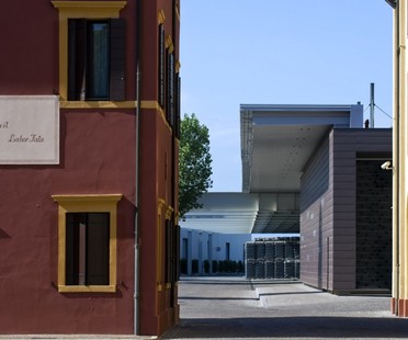 Westway Architects Cantina Santa Margherita recladding envoltorio
