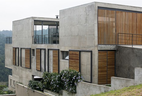 Apiacas Arquitetos Itahye House São Paolo Brasil
