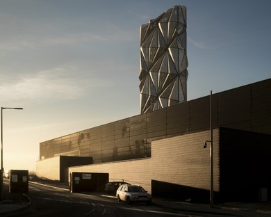 C.F. Møller Architects Arte y Arquitectura en el Centro Energético de Greenwich

