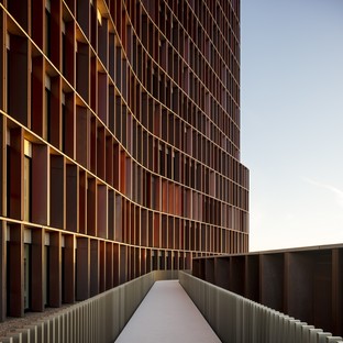 C.F. Møller Architects Maersk Tower edificio emblemático en Copenhague
