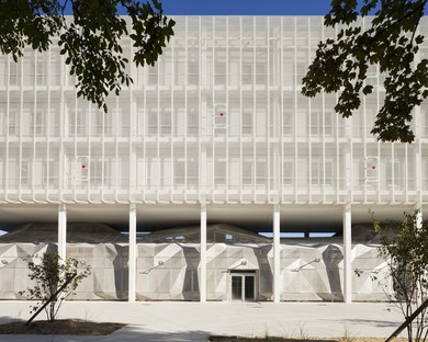 BLOCK architectes Étoile Centro de Investigación del Polo Científico de Évry
