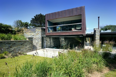 Stan Bolt Architect, Casa en un promontorio en Devon
