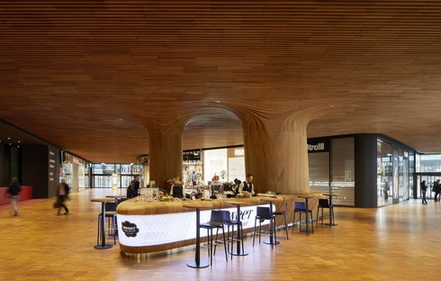 Zaha Hadid Architects CityLife Shopping District Milán
