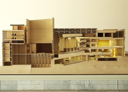 Dos exposiciones para sendos edificios icónicos en la Architektur Galerie Berlin

