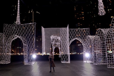 Encajes que se convierten en Iconos Urbanos en las instalaciones de Choi+Shine Architects 
