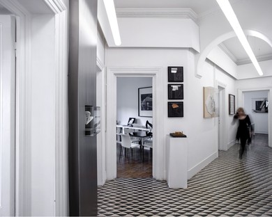 Casa y estudio dos interiores de Schiattarella Associati 

