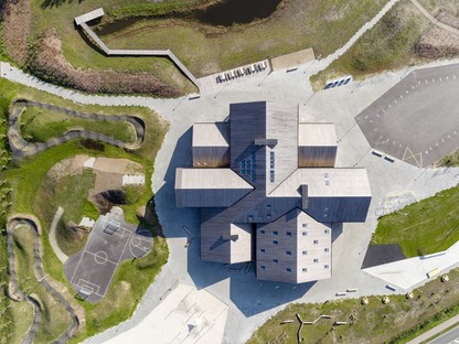 C.F. Møller Architects The Heart en Ikast Dinamarca
