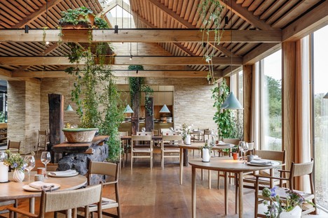 BIG Bjarke Ingels Group proyecta una aldea restaurante
