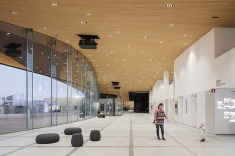 ALA Architects Helsinki Central Library Oodi y las Obras arquitectónicas para la cultura en Finlandia
