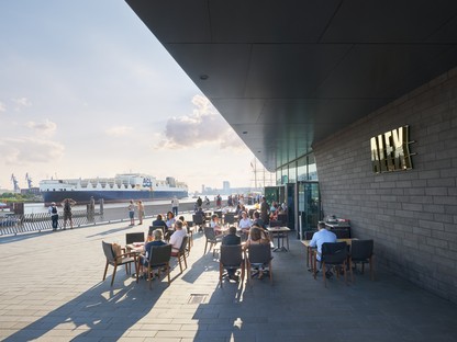 Zaha Hadid Architects, Niederhafen River Promenade, Hamburgo<br />

