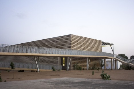 IDOM - Alioune Diop University Teaching and Research Unit, Senegal<br />
