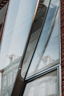 UNStudio The Looking Glass, la arquitectura de una fachada para la moda en Ámsterdam
