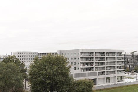 KAAN Architecten Edificio poliédrico en Bottière Chénaie Nantes

