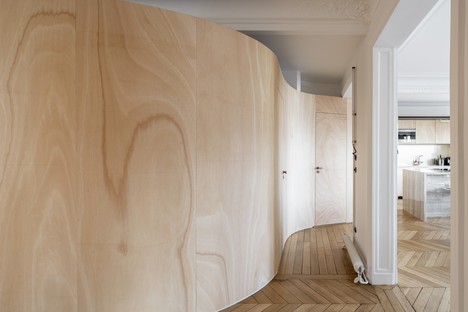 Toledano + architects Wood Ribbon interiorismo en París
