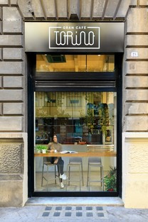 PuccioCollodoro Architetti interiorismo del Gran Cafè Torino en Palermo
