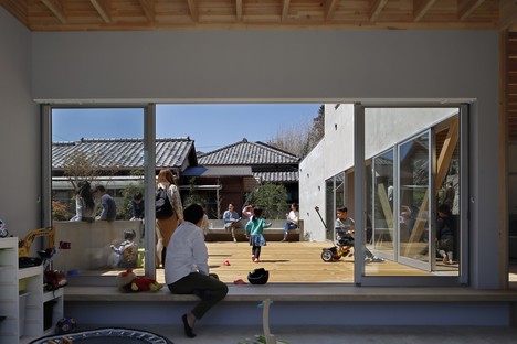 Yamazaki Kentaro Design Workshop una terraza en la ciudad Hayama House 

