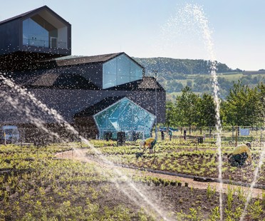 Piet Oudolf proyecta el Perennial Garden del Vitra Campus de Weil am Rhein
