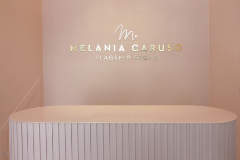 PuccioCollodoro Architetti, un proyecto Minimal Pop para Melania Caruso Flagship Store
