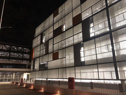 Kruchin Arquitetura nuevo edificio y aparcamiento del UDF University Center de Brasilia
