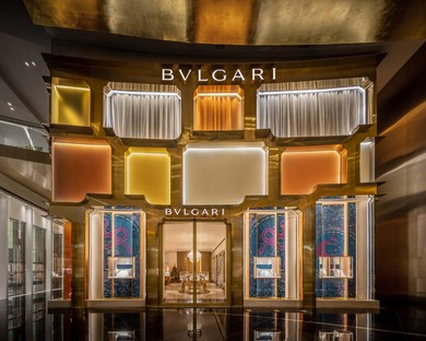 MVRDV completa la fachada del flagship store Bulgari en Bangkok
