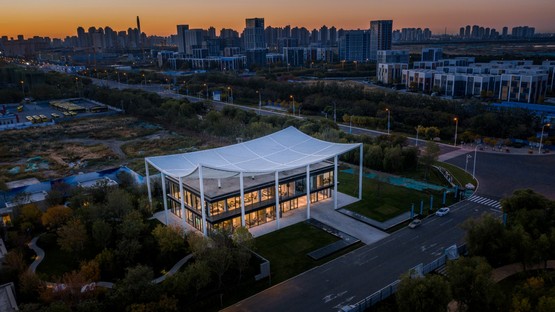 Powerhouse Company Paper Roof nuevo centro cívico en Tianjin
