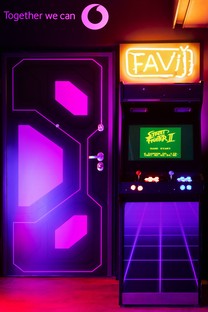 Fabio Novembre proyecta las gaming rooms de Favj y Pow3r
