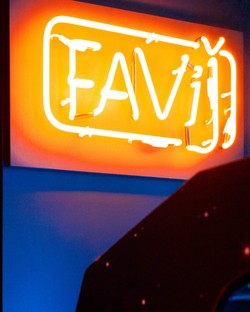 Fabio Novembre proyecta las gaming rooms de Favj y Pow3r
