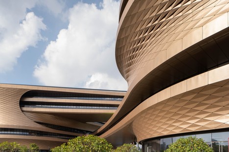 Zaha Hadid Architects sede social Infinitus Plaza Guangzhou 
