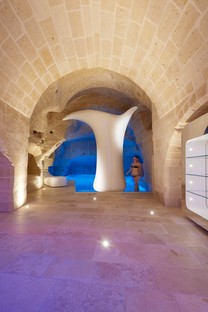 Simone Micheli interior para crear emociones Aquatio Cave Luxury Hotel & Spa
