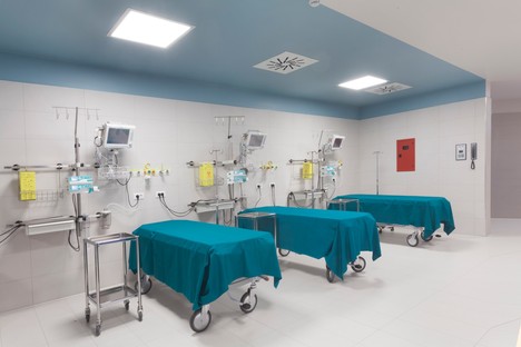 RPBW Centro de cirugía pediátrica de Entebbe de EMERGENCY
