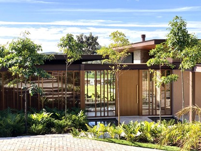 Gilda Meirelles Arquitetura Pitombas House una casa modular que se integra en la naturaleza
