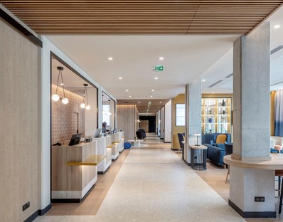 Manuelle Gautrand Architecture un hotel para el aeropuerto Charles de Gaulle de París
