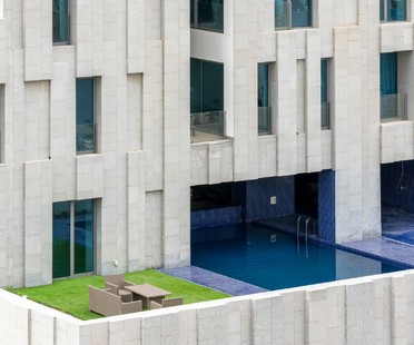 AGi architects: Wafra Wind Tower, un nuevo concepto de vivienda urbana en Kuwait
