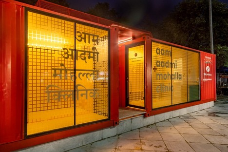  Architecture Discipline, clínicas sostenibles en contenedores en Delhi