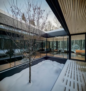 ACDF Architecture una casa de cristal para redescubrir el vínculo con la naturaleza

