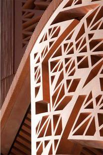 Foster + Partners. Edificio por energía solar en Abu Dhabi