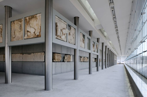 BERNARD TSCHUMI MUSEO DE LA ACRÓPOLIS  DE ATENAS
