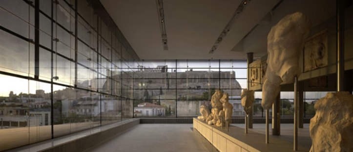 BERNARD TSCHUMI MUSEO DE LA ACRÓPOLIS  DE ATENAS
