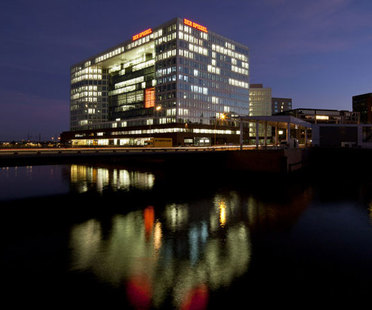 Henning Larsen Architects, Sede central de Spiegel
