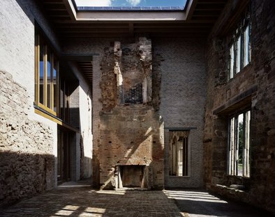 Witherford Watson Mann, Astley Castle gana el RIBA Stirling Prize 2013

