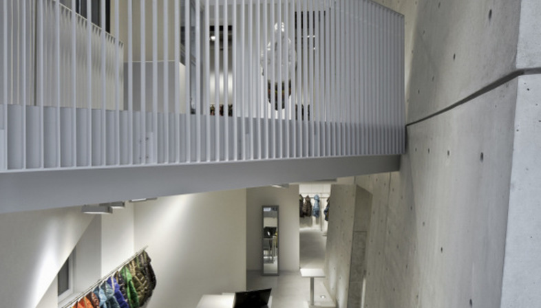 Tadao Ando en Milán para el nuevo showroom y el nuevo flagship store Duvetica
