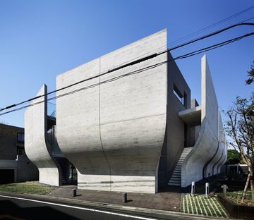 ARTechnic architects proyecta Breeze, viviendas y oficina en Tokio
