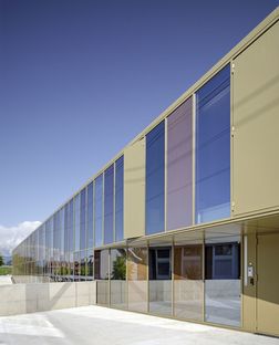 2b Architectes y las oficinas Jolimont Nord en Mont-sur-Rolle

