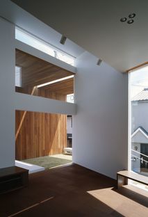 Casa I-Mango de Takuro Yamamoto Architects en Kashihara, Japón
