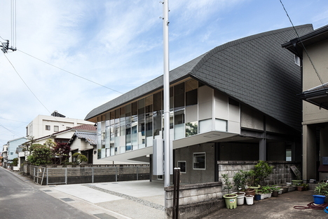 y+M design office proyecta la Y Ballet School de Tokushima 